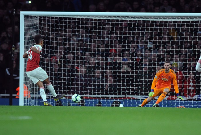 How to take the perfect soccer penalty