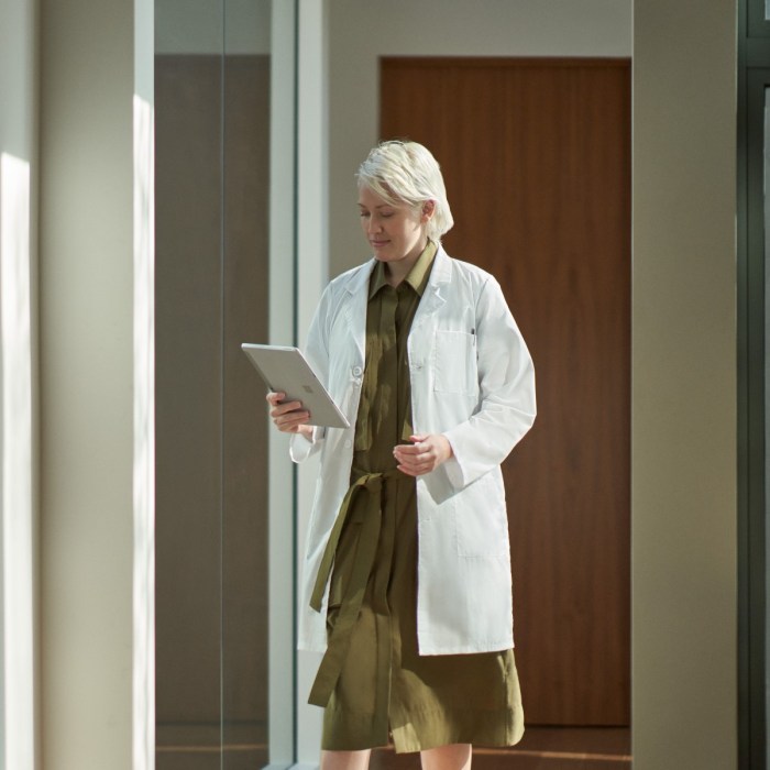 Hospitals crowdstrike microsoft it outage meltdown