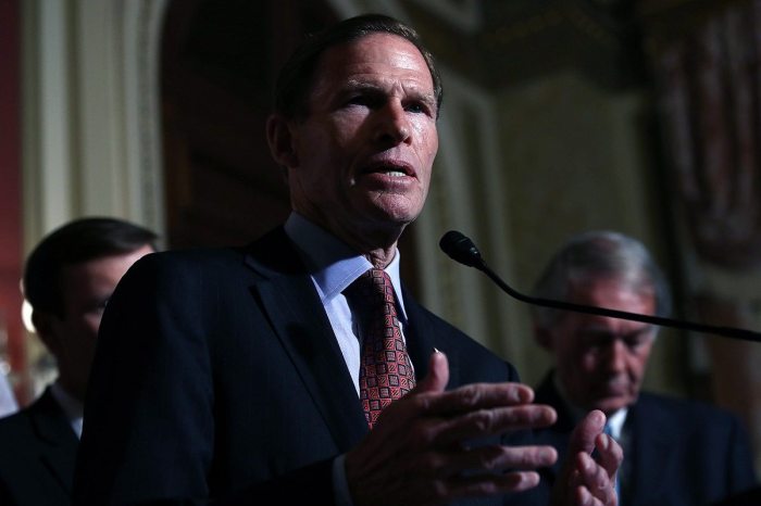 Press act journalism shield law senate democrats trump