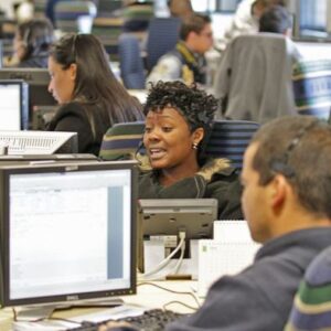 Speech software text business employees motivate types them why use trionds distractions focus better woman