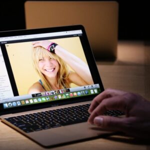 Laurie locascio interview ai silicon revolution